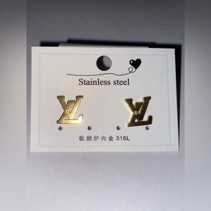 gold LV fashion earrings-COPIES